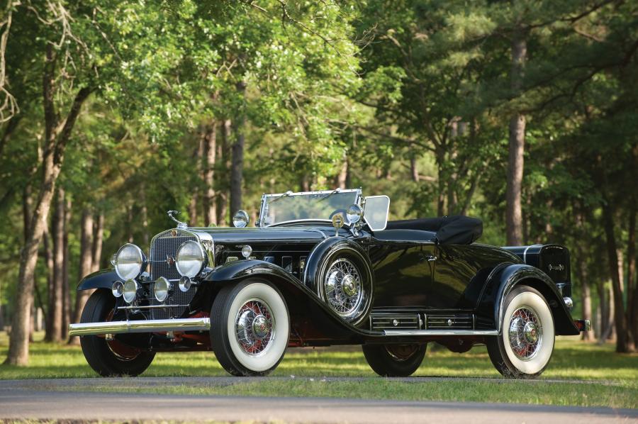  Cadillac V16 Roadster by Fleetwood 1930 года  (фото 3 из 12)